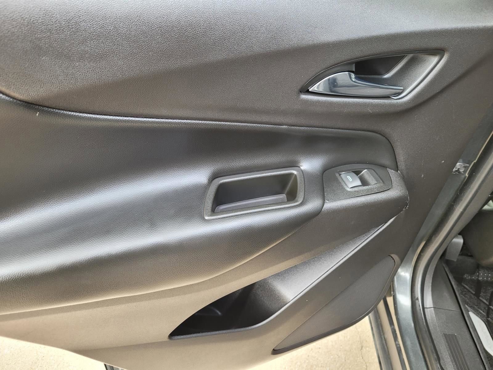 Used 2019 Chevrolet Equinox LT w/ Driver Convenience Package FWD image 15