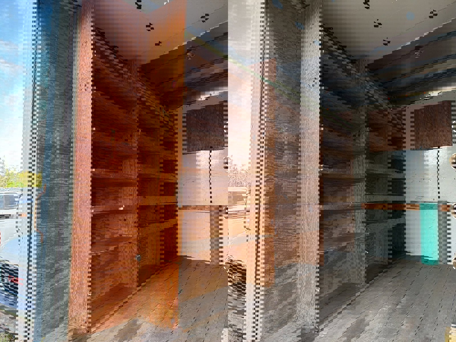 Used 2017 GMC Savana 3500 image 10