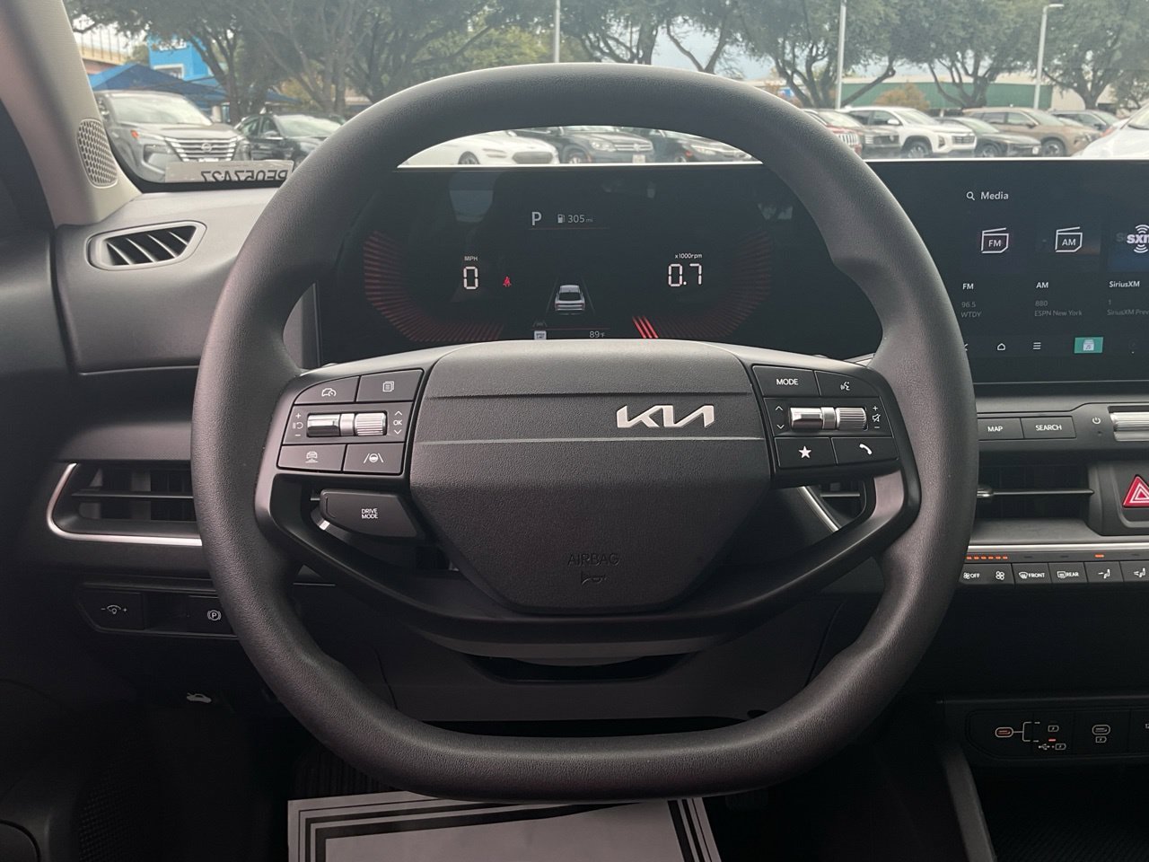 Used 2025 Kia K4 FWD image 31