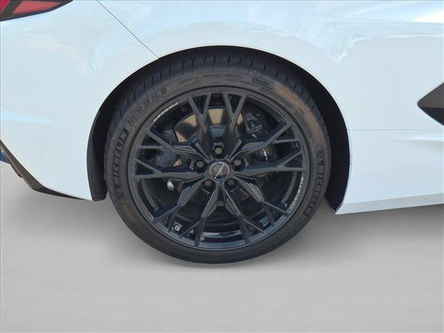 Used 2025 Chevrolet Corvette Stingray Coupe w/ 1LT RWD image 15