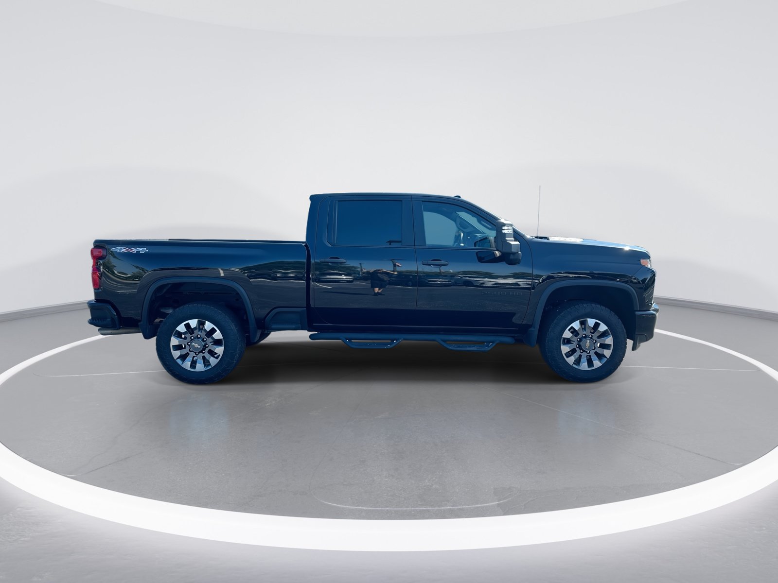 Used 2021 Chevrolet Silverado 2500 Custom w/ Custom Value Package AWD/4WD image 10
