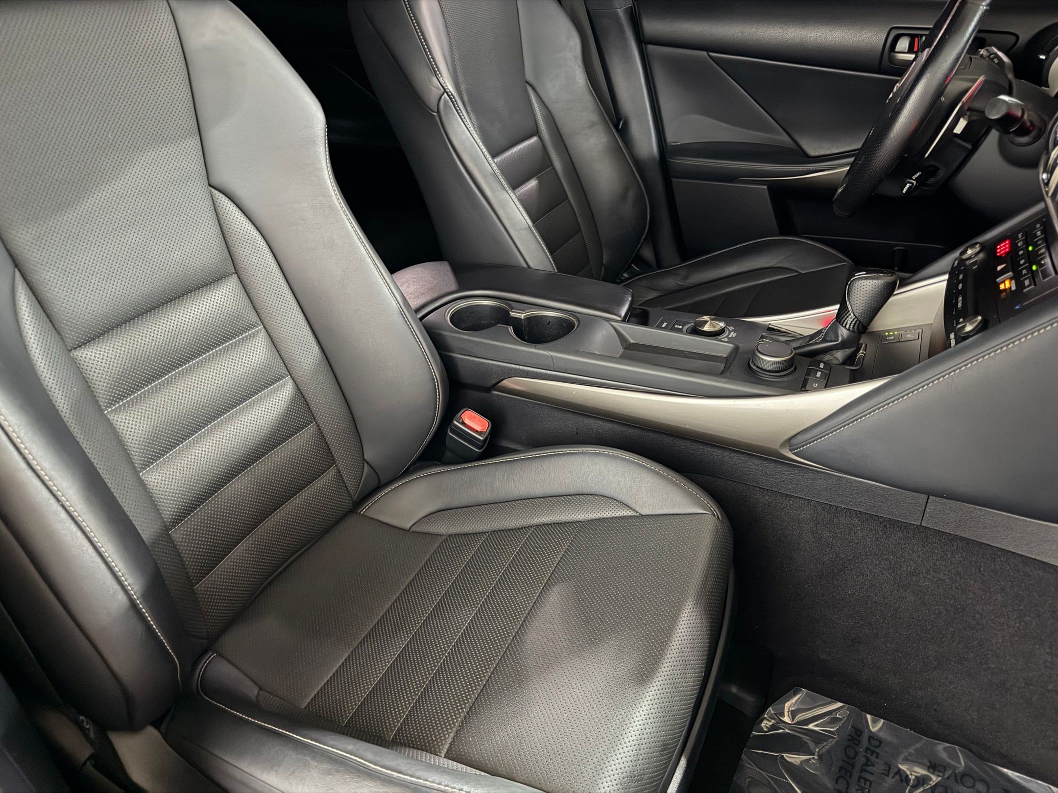 Used 2017 Lexus IS 200t F Sport w/ F Sport Package RWD image 34
