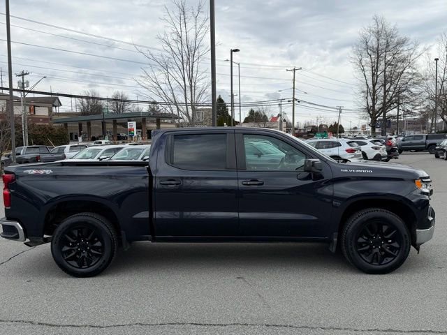 Used 2022 Chevrolet Silverado 1500 LT image 4