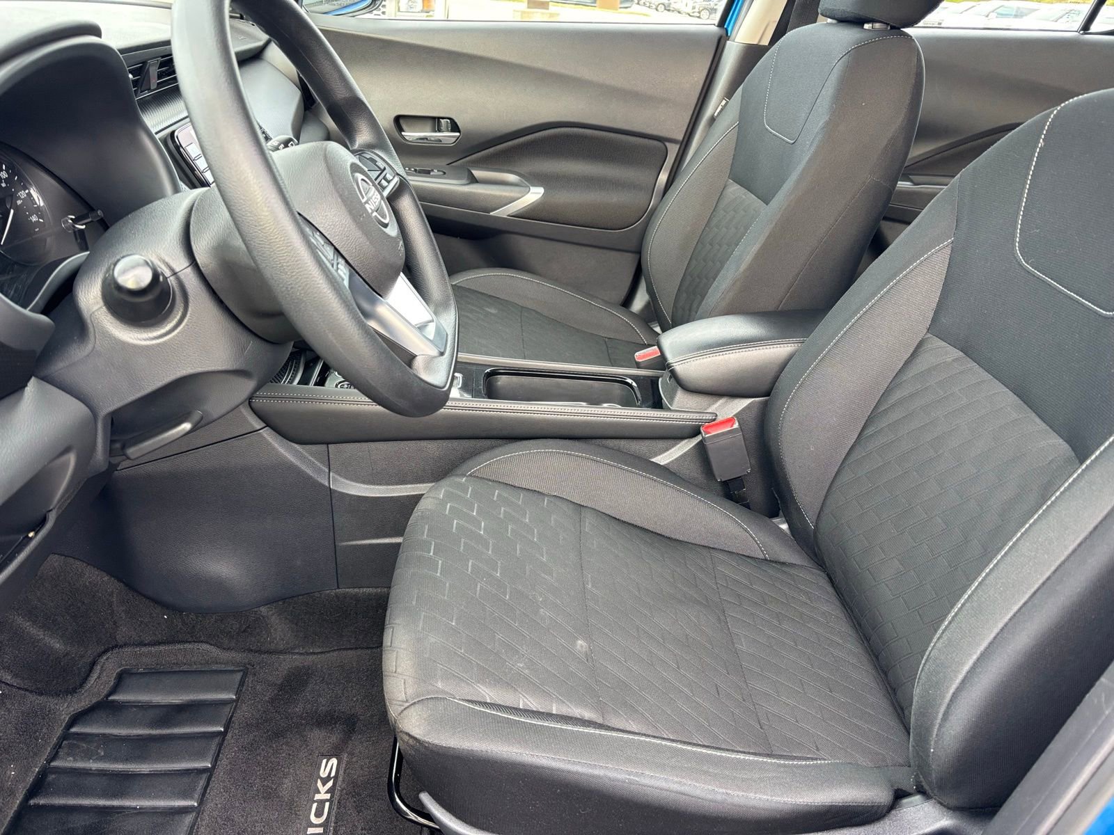Used 2024 Nissan Kicks SV image 15