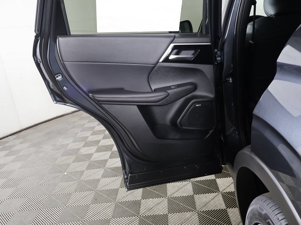 New 2026 Mitsubishi Outlander SE FWD image 26