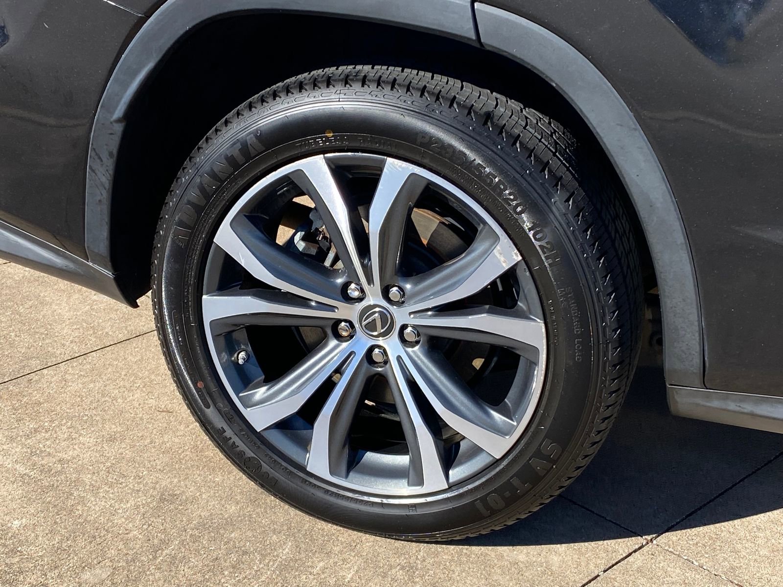 Used 2019 Lexus RX 350L FWD image 8