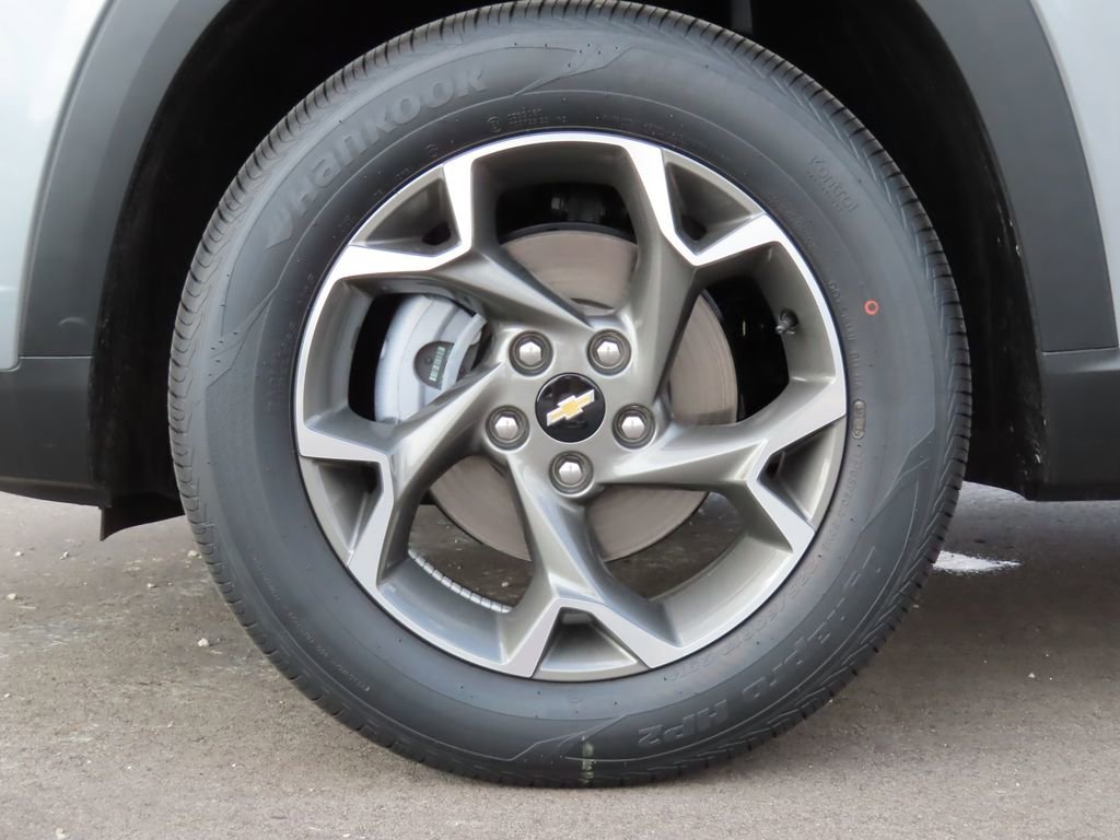 New 2026 Chevrolet Trax LT w/ Driver Confidence Package image 14