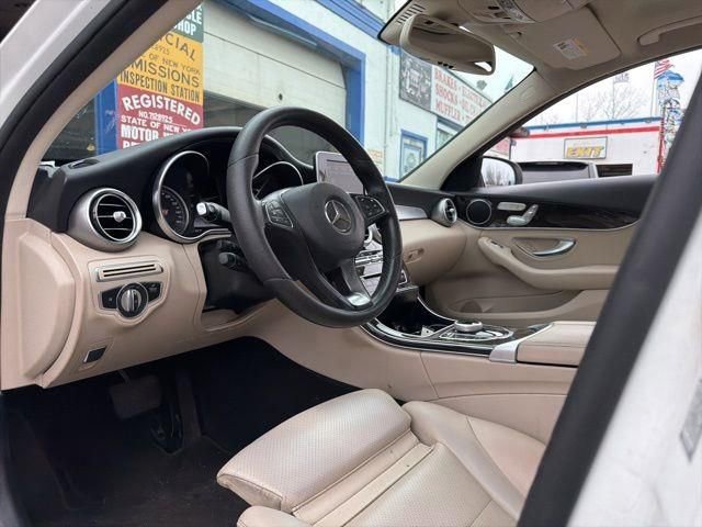Used 2018 Mercedes-Benz C 300 Sedan image 24
