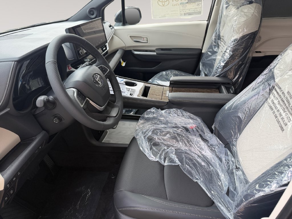 New 2026 Toyota Sienna Limited AWD/4WD image 9