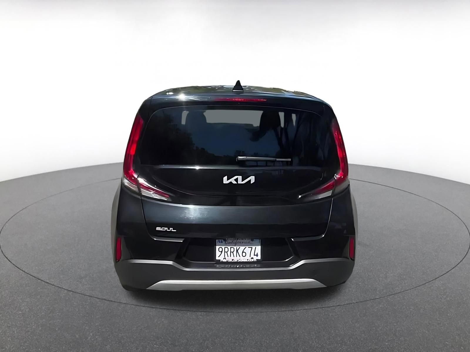 Used 2025 Kia Soul LX w/ LX Technology Package image 12