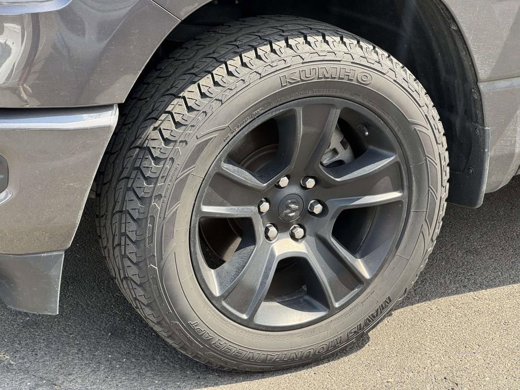 Used 2020 RAM 1500 Big Horn AWD/4WD image 8