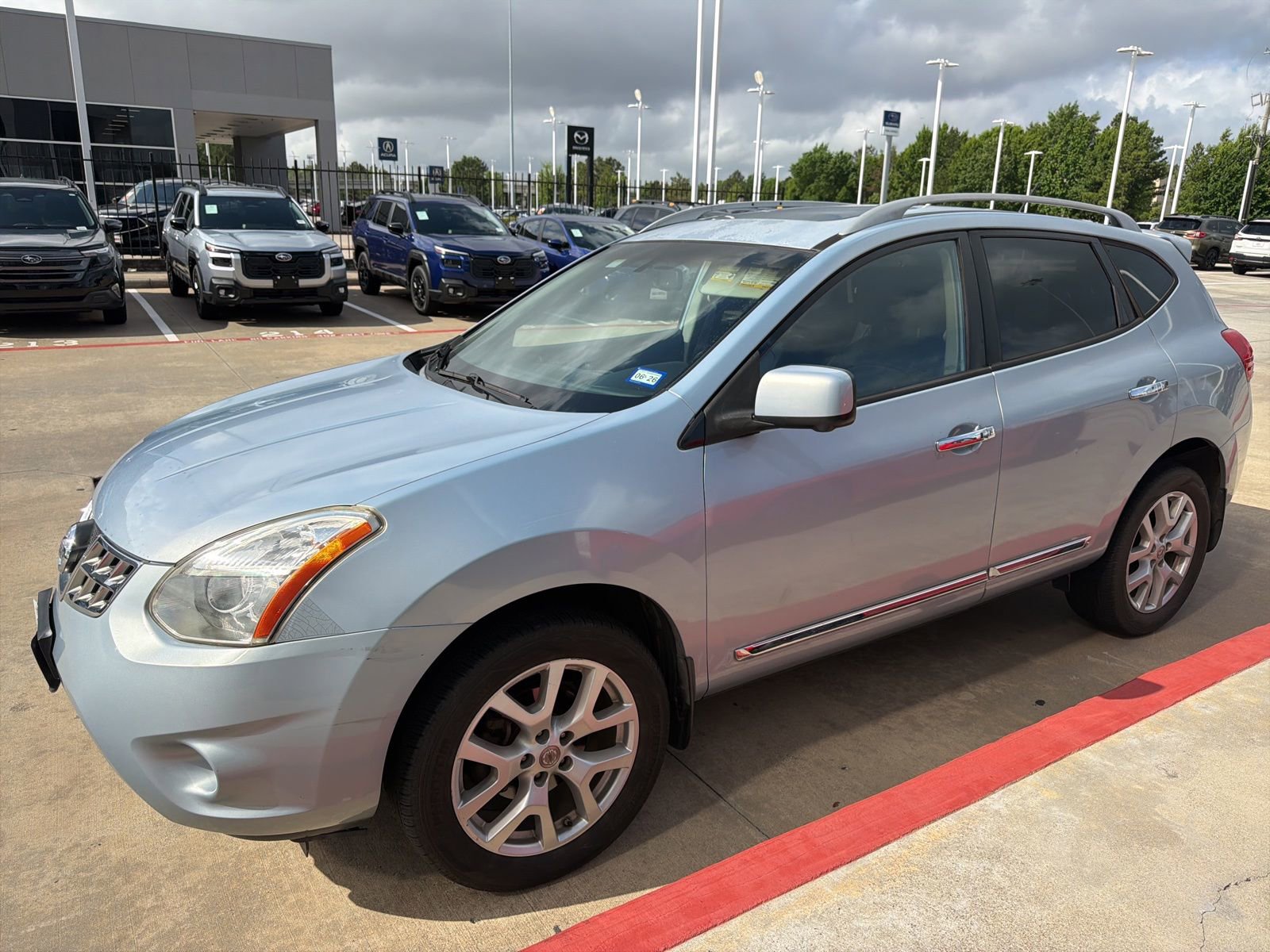 Used 2012 Nissan Rogue SL image 1