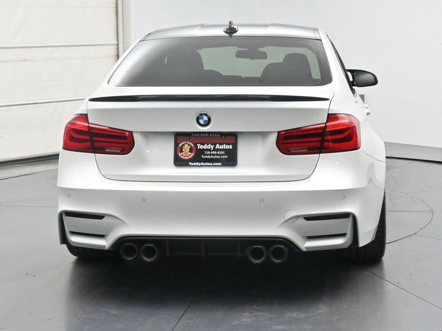 Used 2018 BMW M3 RWD image 26