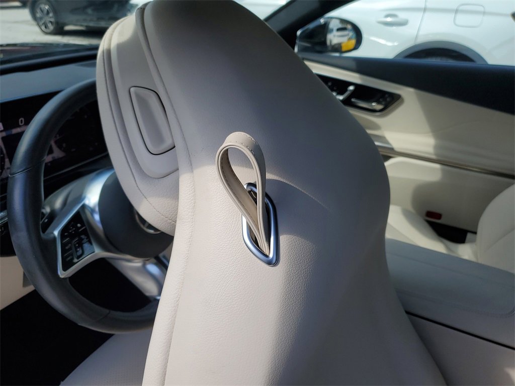 Used 2025 Mercedes-Benz CLE 300 4MATIC Coupe image 15