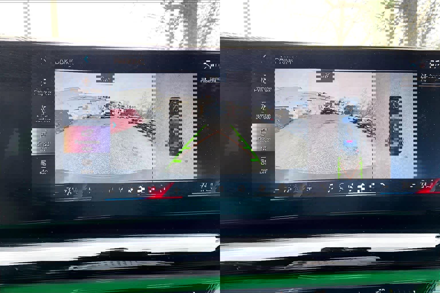 Certified 2024 BMW i5 eDrive40i w/ M Sport Package image 30