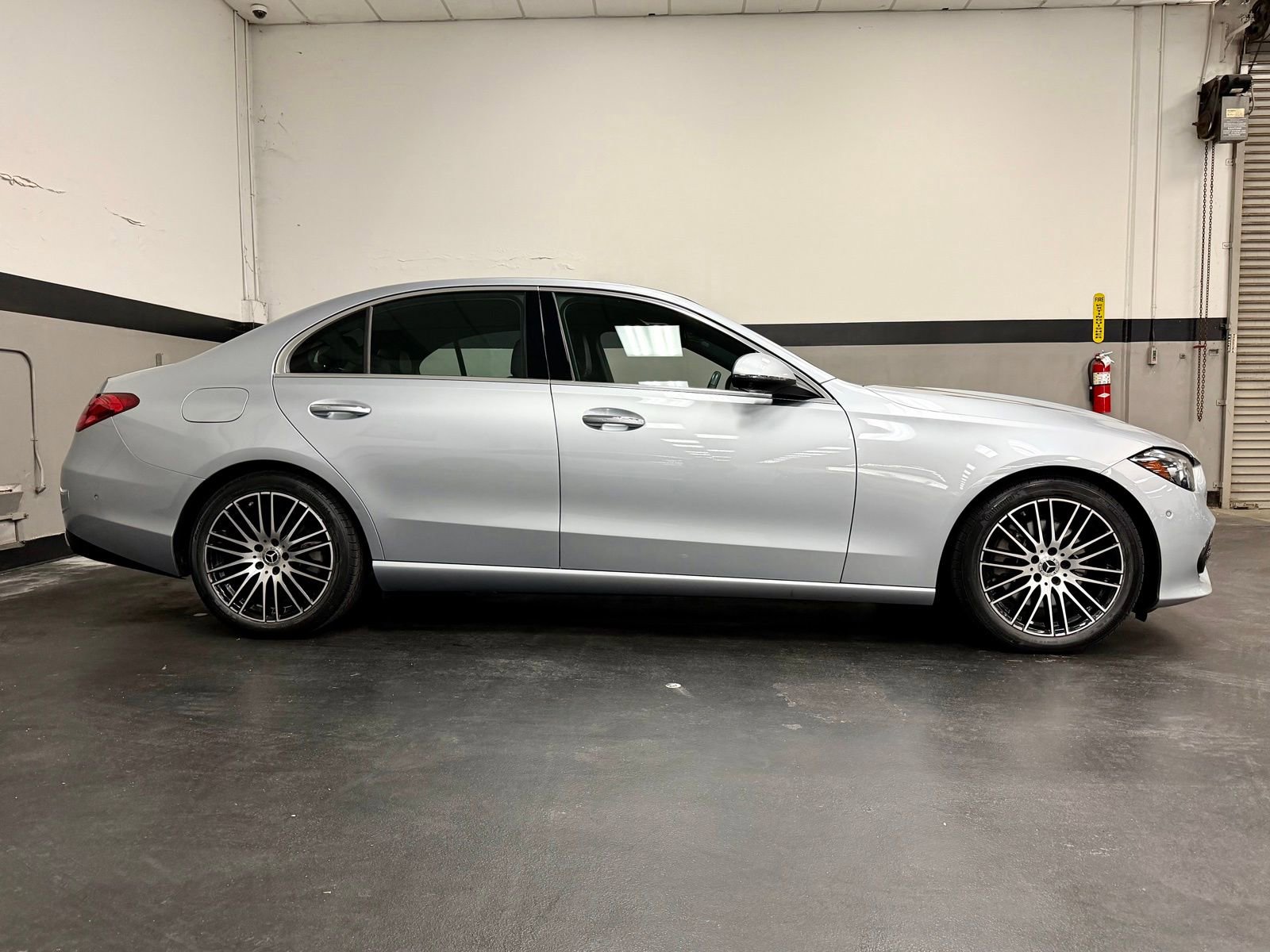 Used 2023 Mercedes-Benz C 300 4MATIC Sedan w/ Exclusive Trim Package image 5