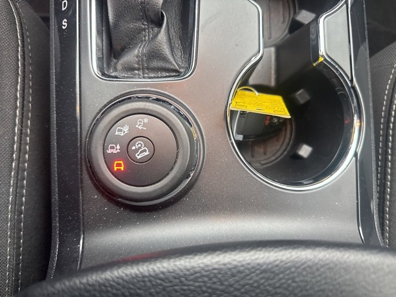 Used 2019 Ford Explorer XLT image 15