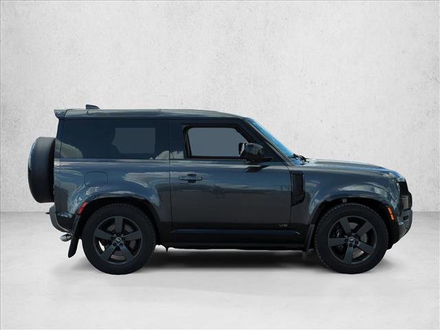 Used 2024 Land Rover Defender 90 V8 image 4