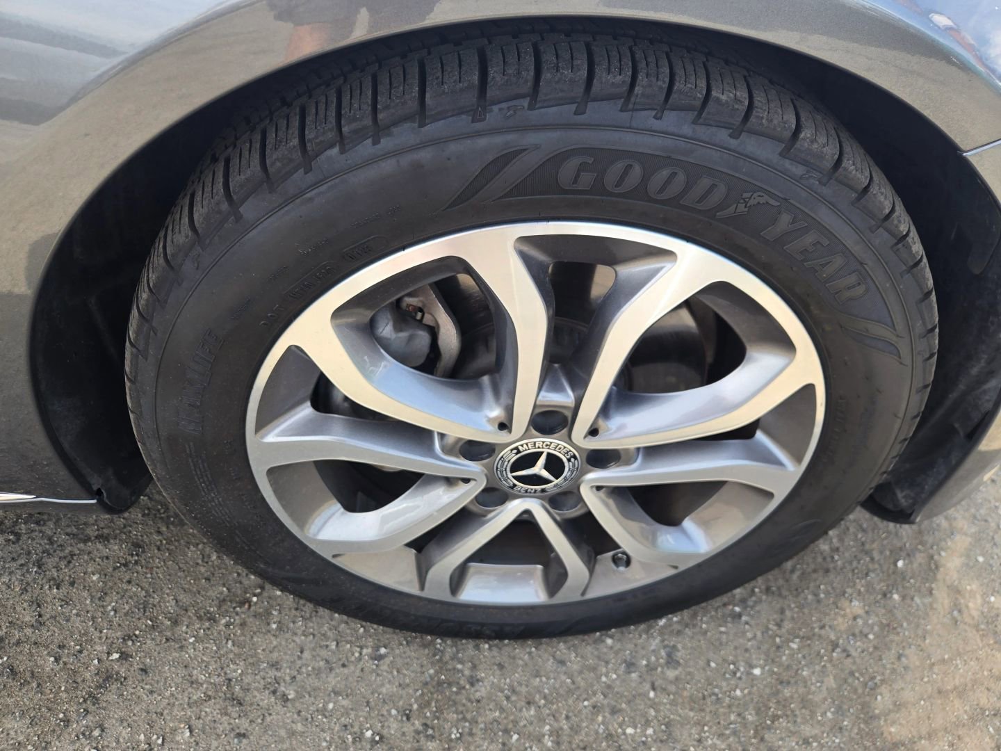 Used 2018 Mercedes-Benz C 300 Sedan image 31