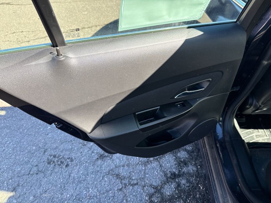 Used 2014 Chevrolet Cruze LTZ w/ RS Package FWD image 28