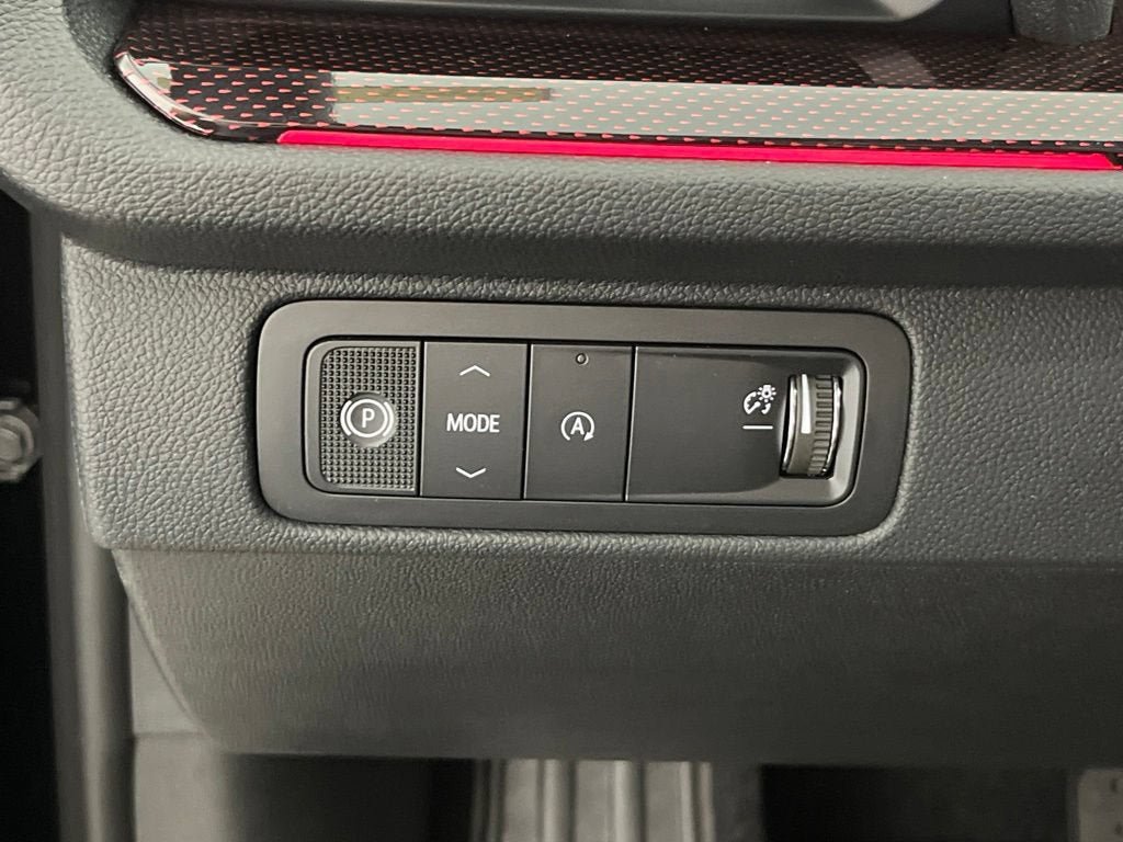 New 2027 Chevrolet Traverse RS FWD image 21