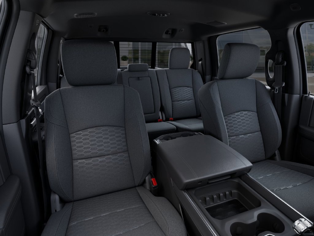New 2026 RAM 2500 Big Horn AWD/4WD image 17