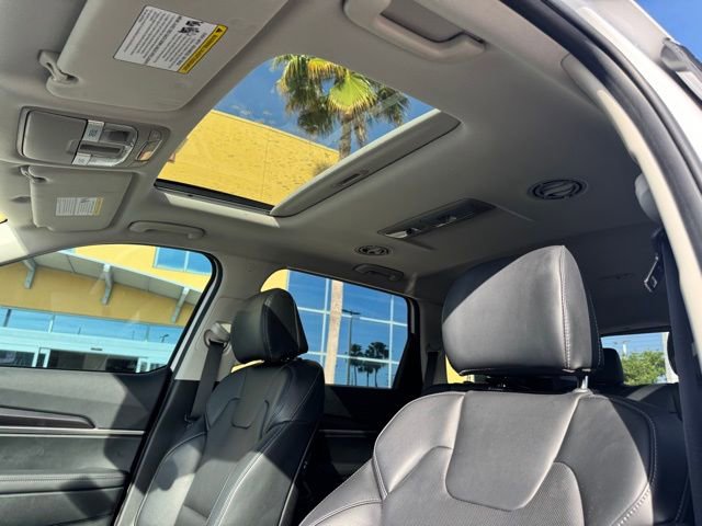 Used 2025 Kia Telluride S image 20