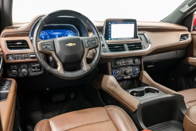 Used 2024 Chevrolet Tahoe High Country w/ Advanced Technology Package AWD/4WD image 7