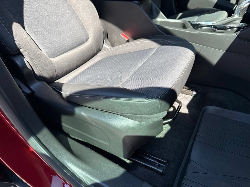 Used 2024 Buick Encore GX Preferred w/ Comfort Package FWD image 37