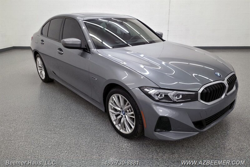 Used 2023 BMW 330e w/ Driving Assistance Package RWD image 8