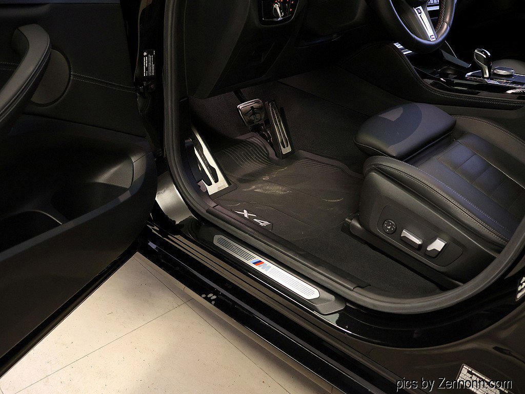 Certified 2024 BMW X4 M40i image 30
