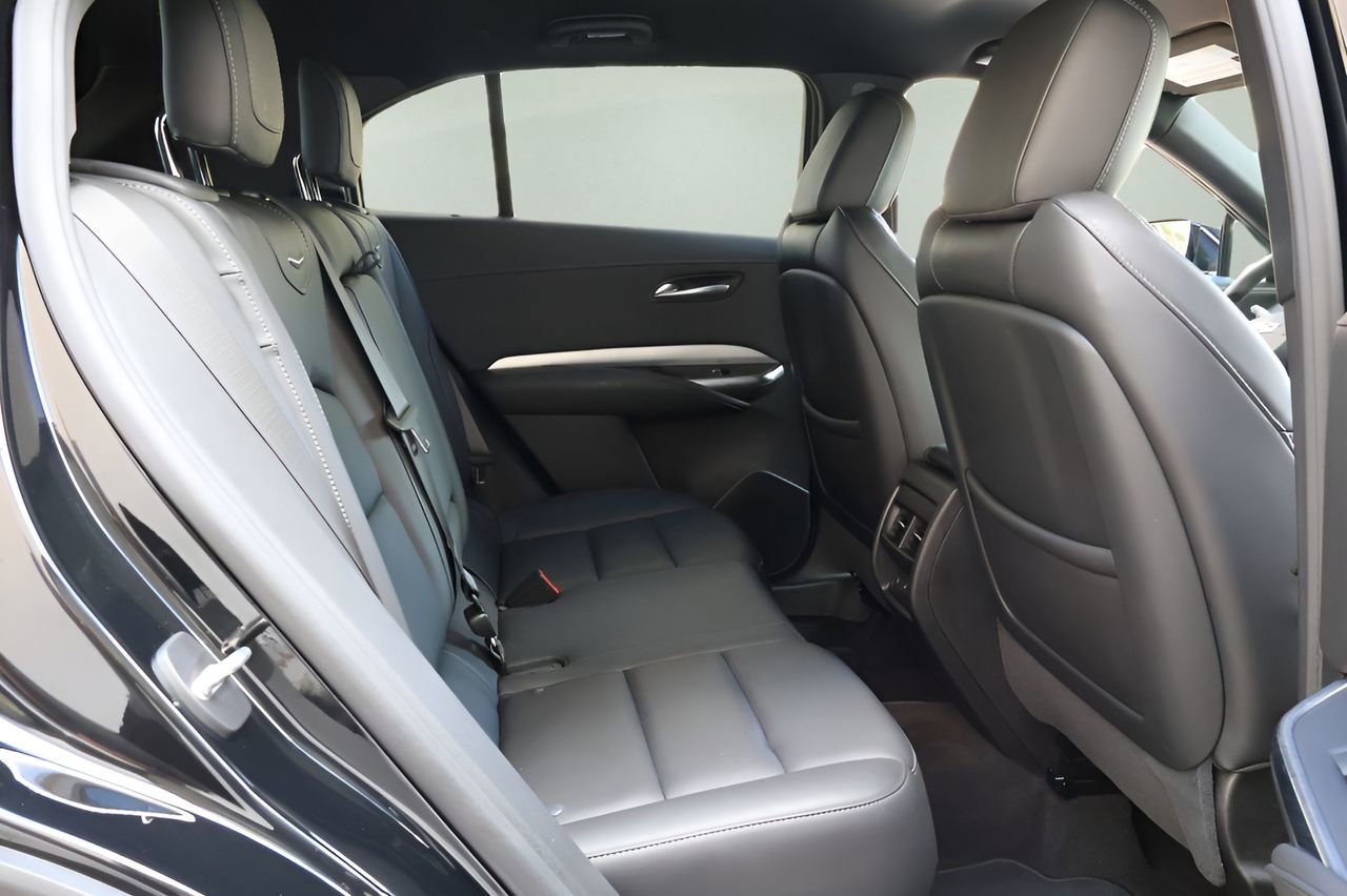 Used 2023 Cadillac XT4 Premium Luxury image 18