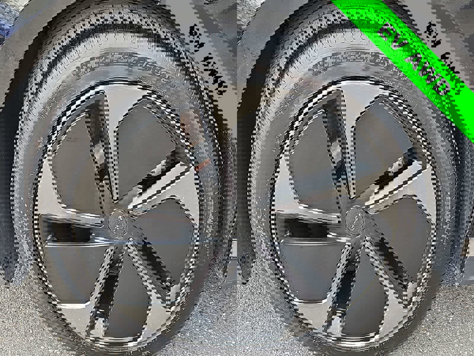 Used 2024 Lucid Air Touring image 12