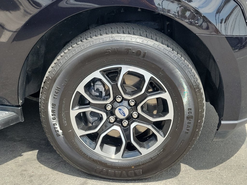 Used 2024 Ford Expedition XLT RWD image 5
