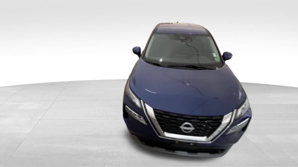 Used 2023 Nissan Rogue SV image 9