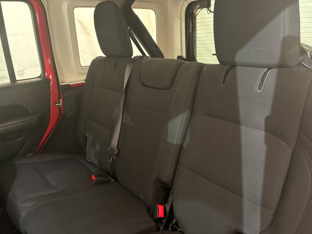 Used 2019 Jeep Wrangler Unlimited Sport S AWD/4WD image 9