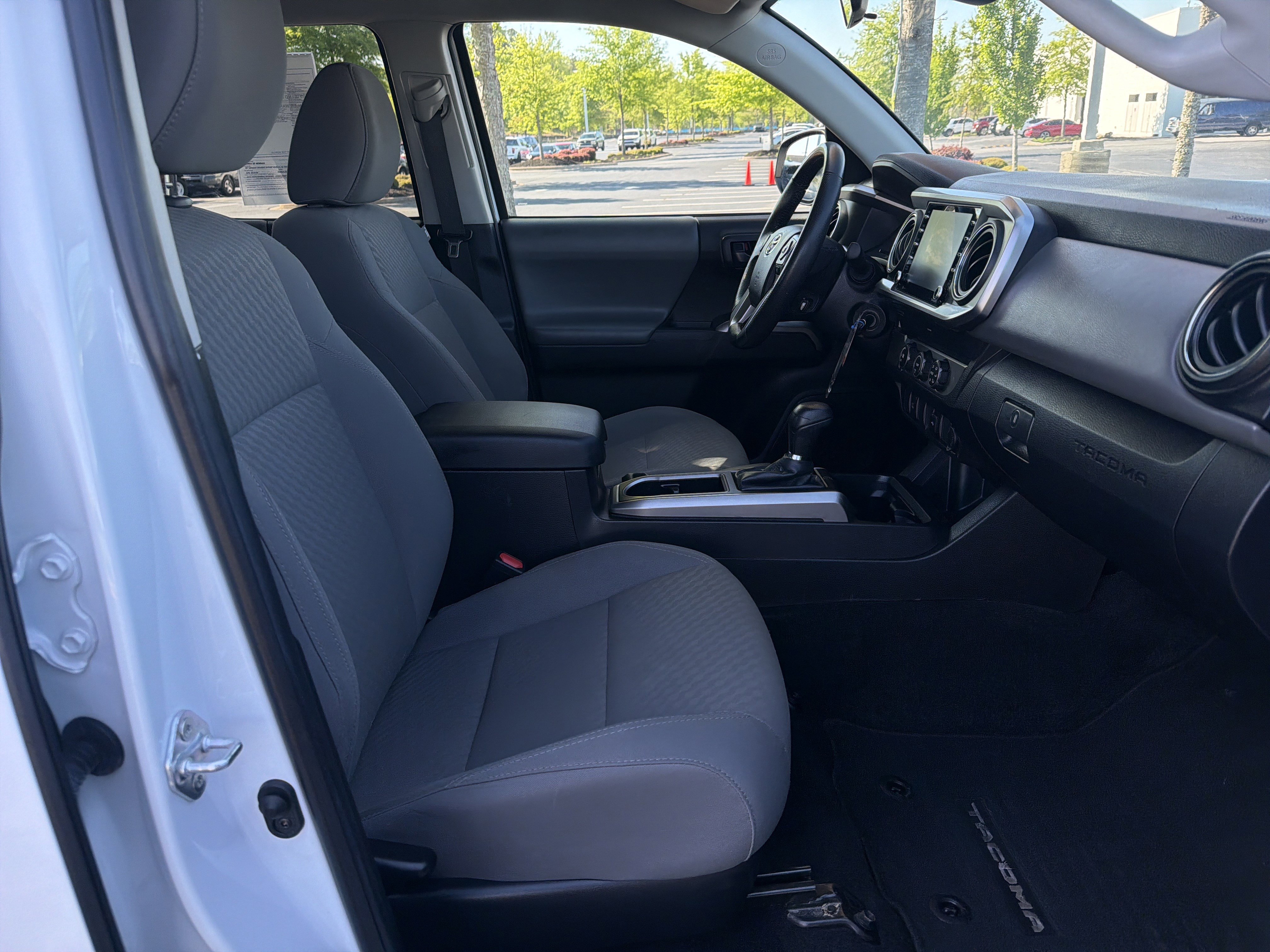 Used 2022 Toyota Tacoma SR5 image 31