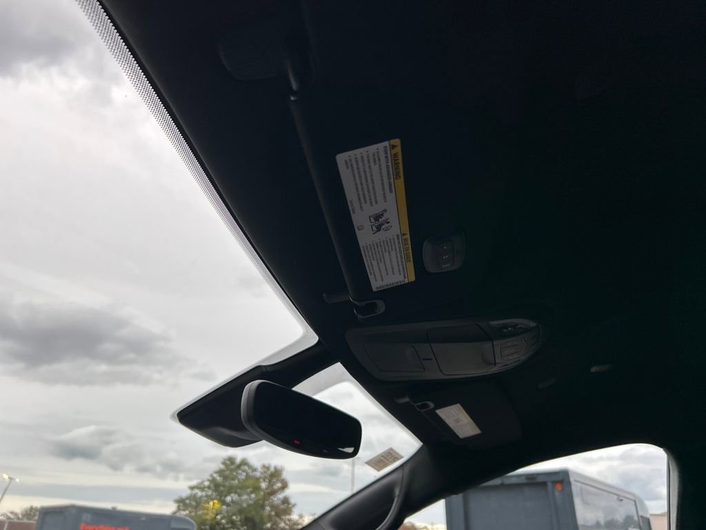 New 2026 Chrysler Pacifica Select image 21