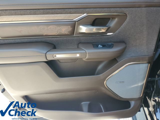 Used 2025 RAM 1500 Limited AWD/4WD image 15