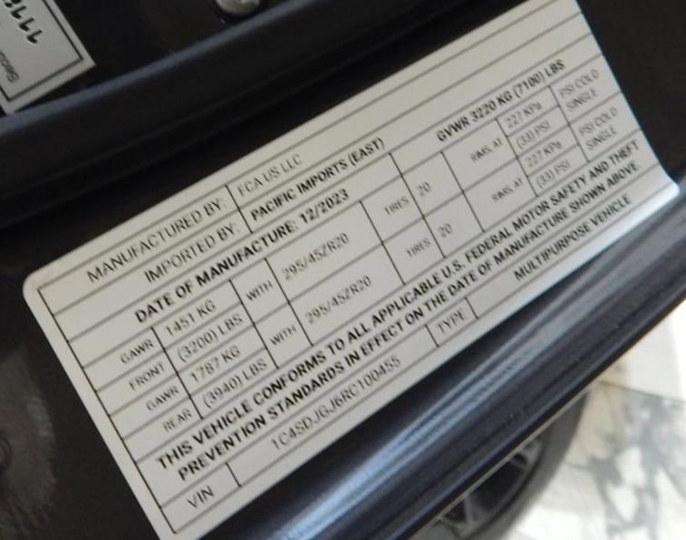 Used 2024 Dodge Durango SRT AWD/4WD image 13