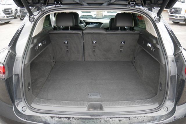 Used 2023 Buick Envision Essence image 9