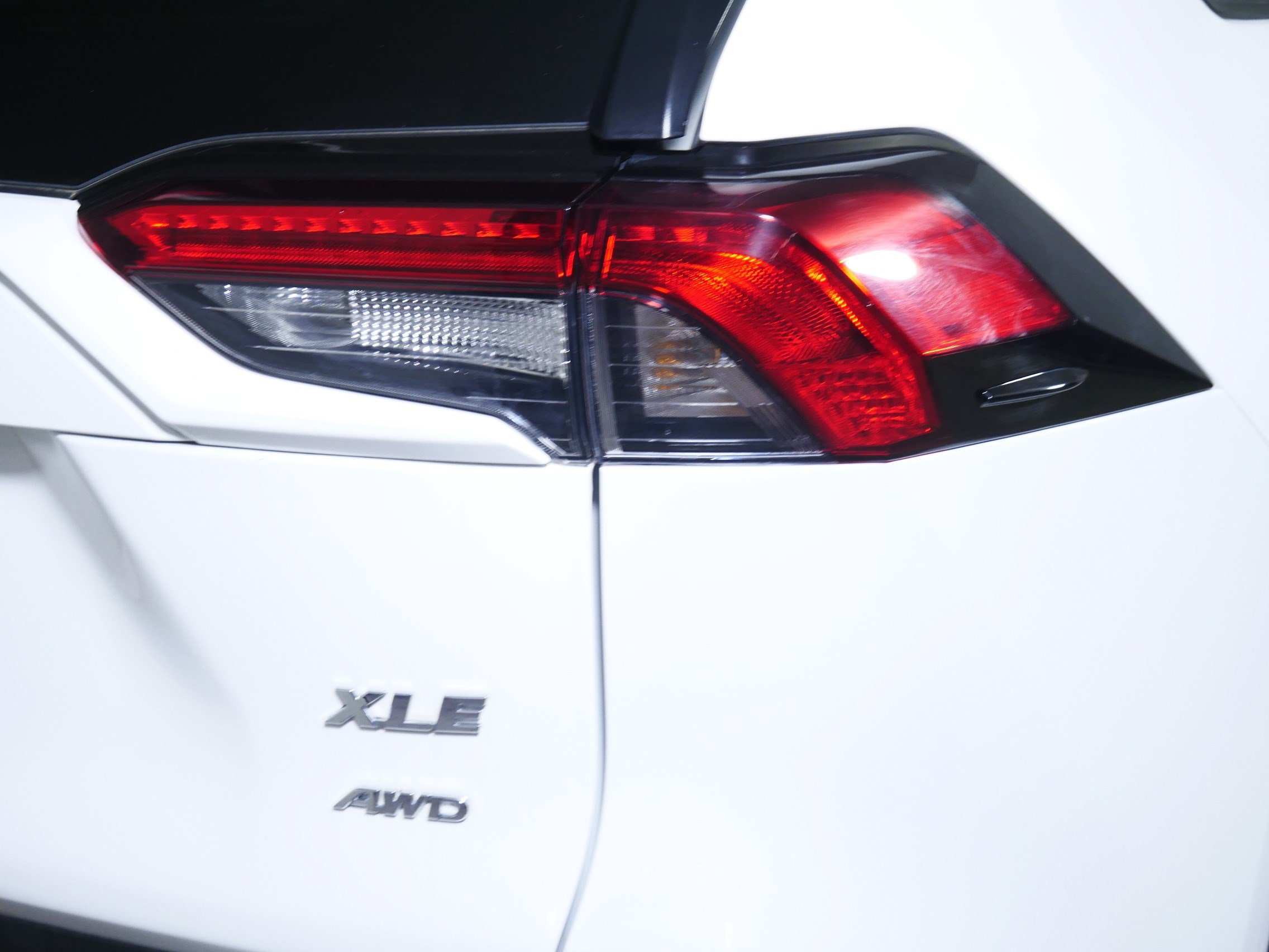Used 2024 Toyota RAV4 XLE AWD/4WD image 17