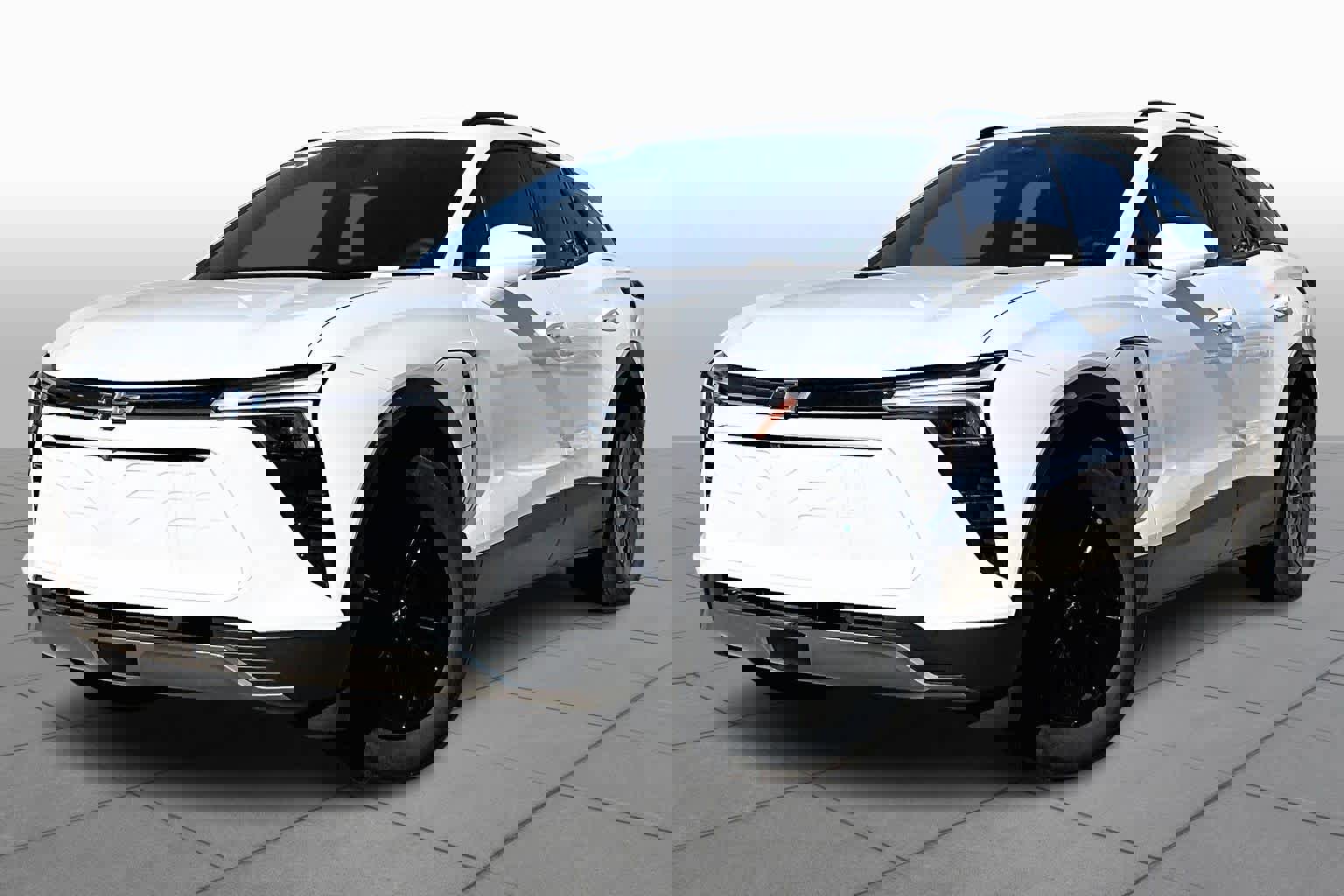 New 2025 Chevrolet Blazer EV LT image 2