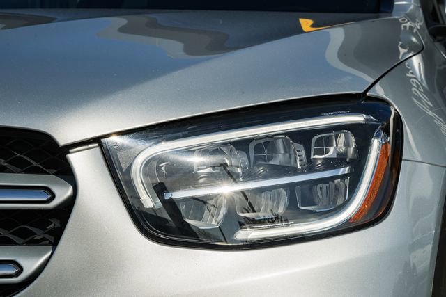 Used 2020 Mercedes-Benz GLC 300 GLC 300 image 12