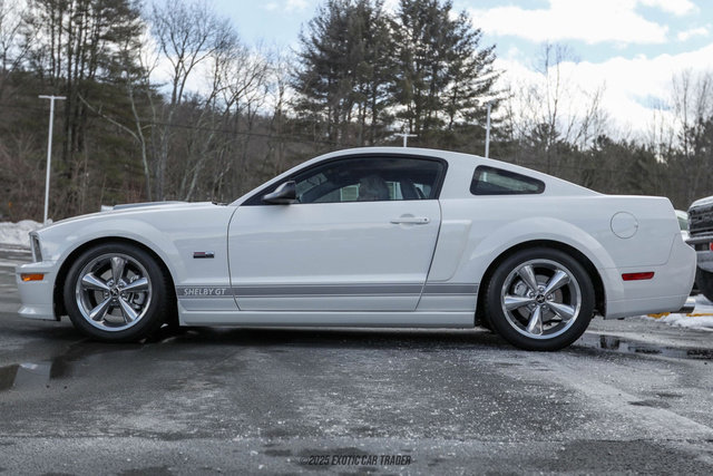 Used 2007 Ford Mustang GT RWD image 3