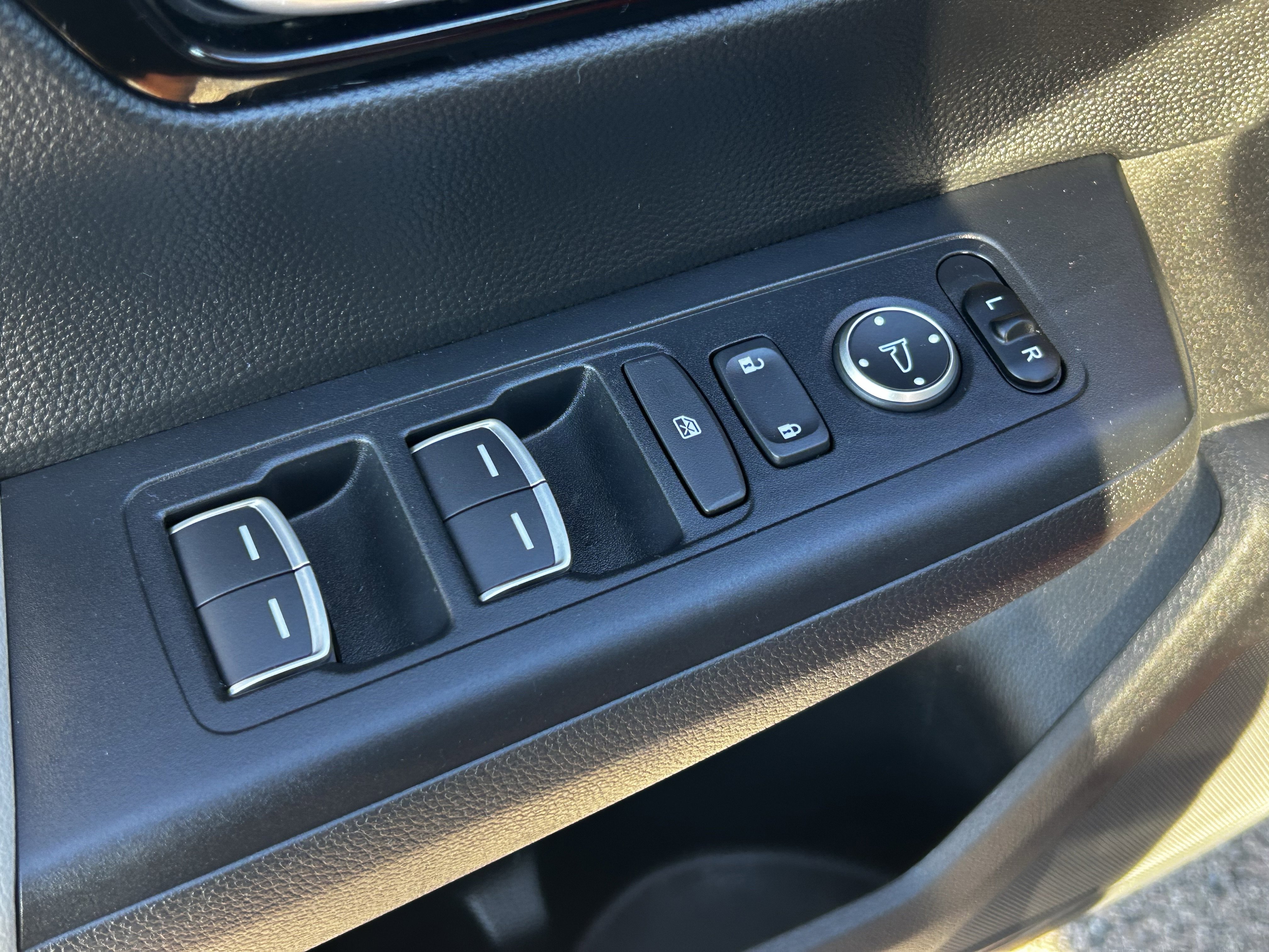 Used 2024 Honda CR-V EX-L image 21