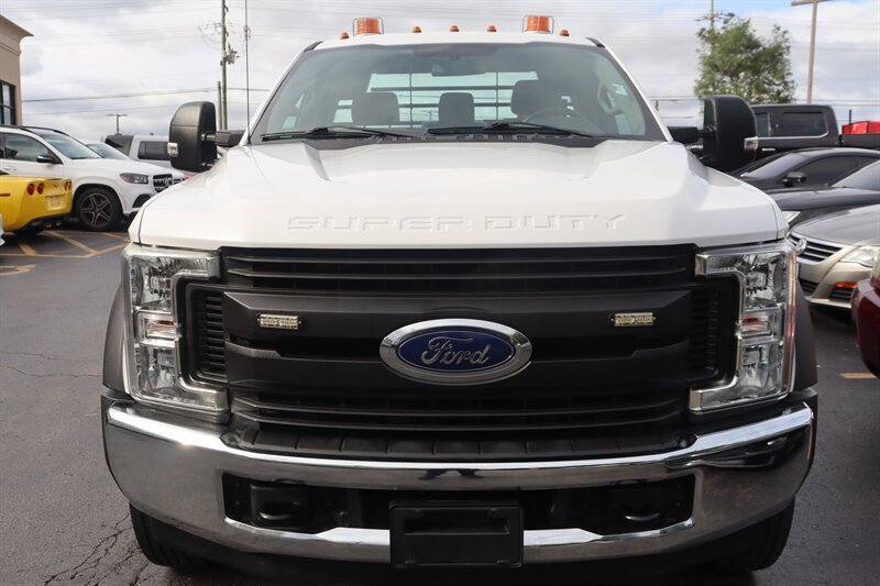 Used 2019 Ford F550 Luxury RWD image 2