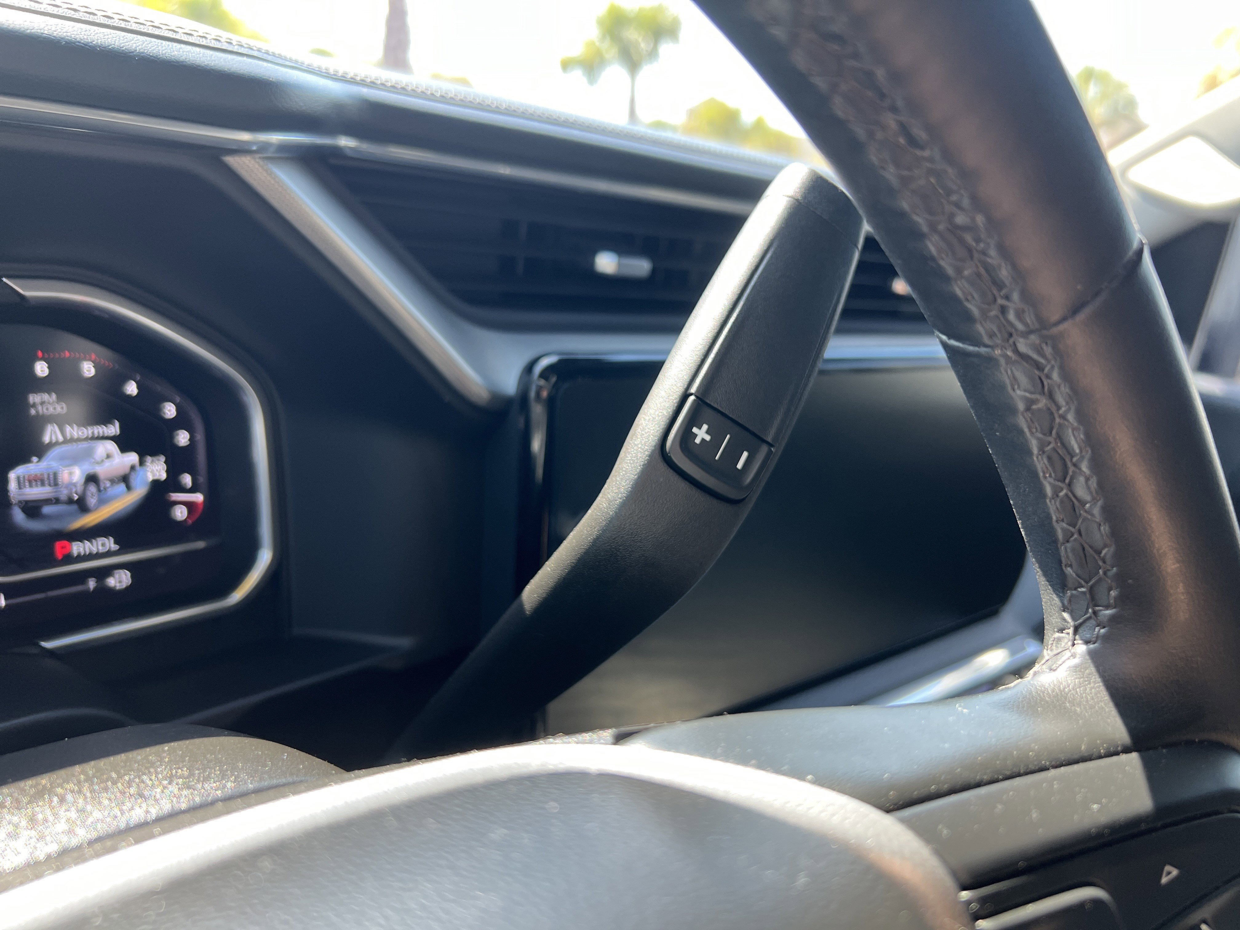 Used 2024 GMC Sierra 2500 Denali w/ Denali Reserve Package image 23