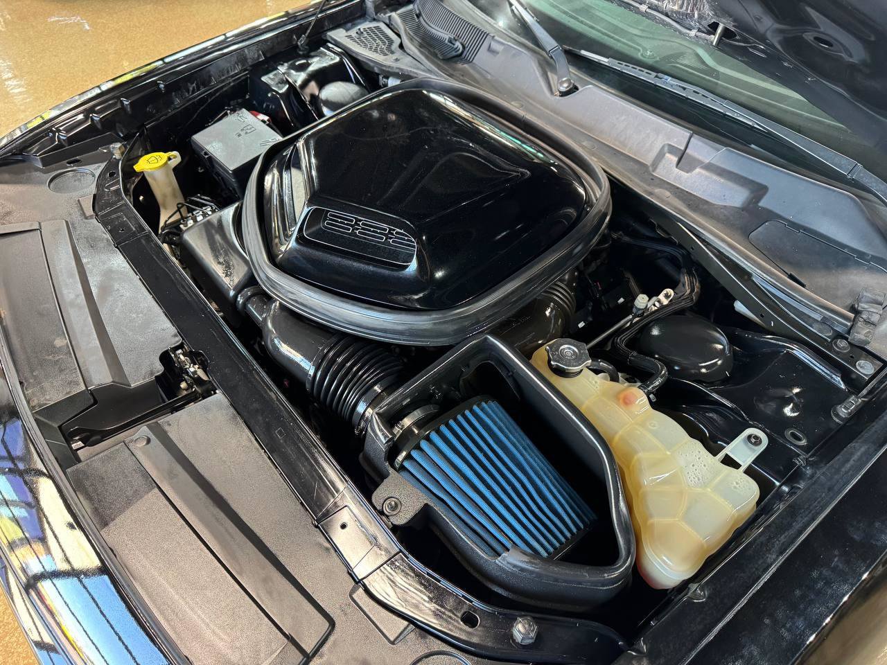 Used 2016 Dodge Challenger R/T Plus RWD image 39