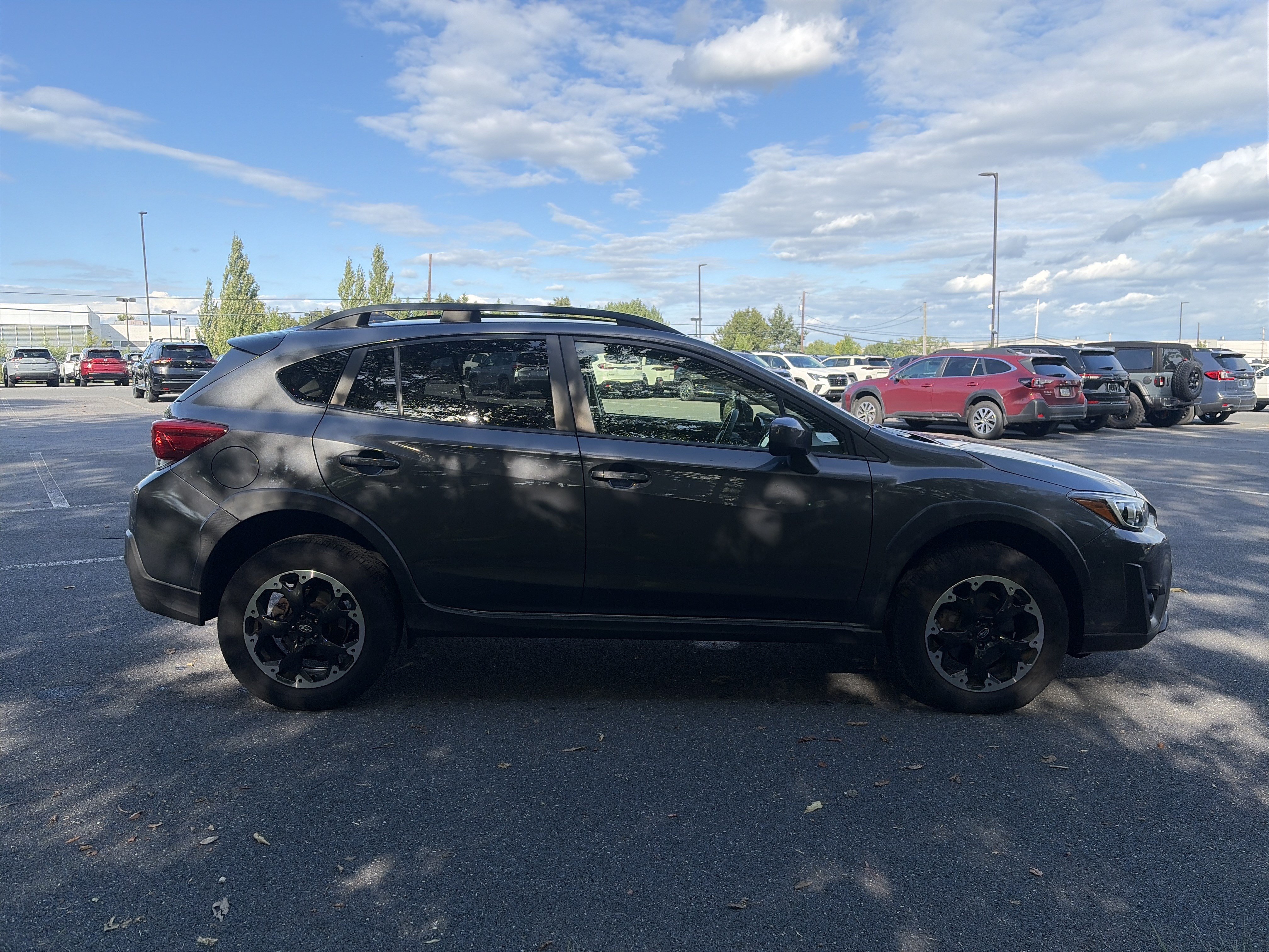 Used 2021 Subaru Crosstrek 2.0i Premium w/ Popular Package #3 AWD/4WD image 4